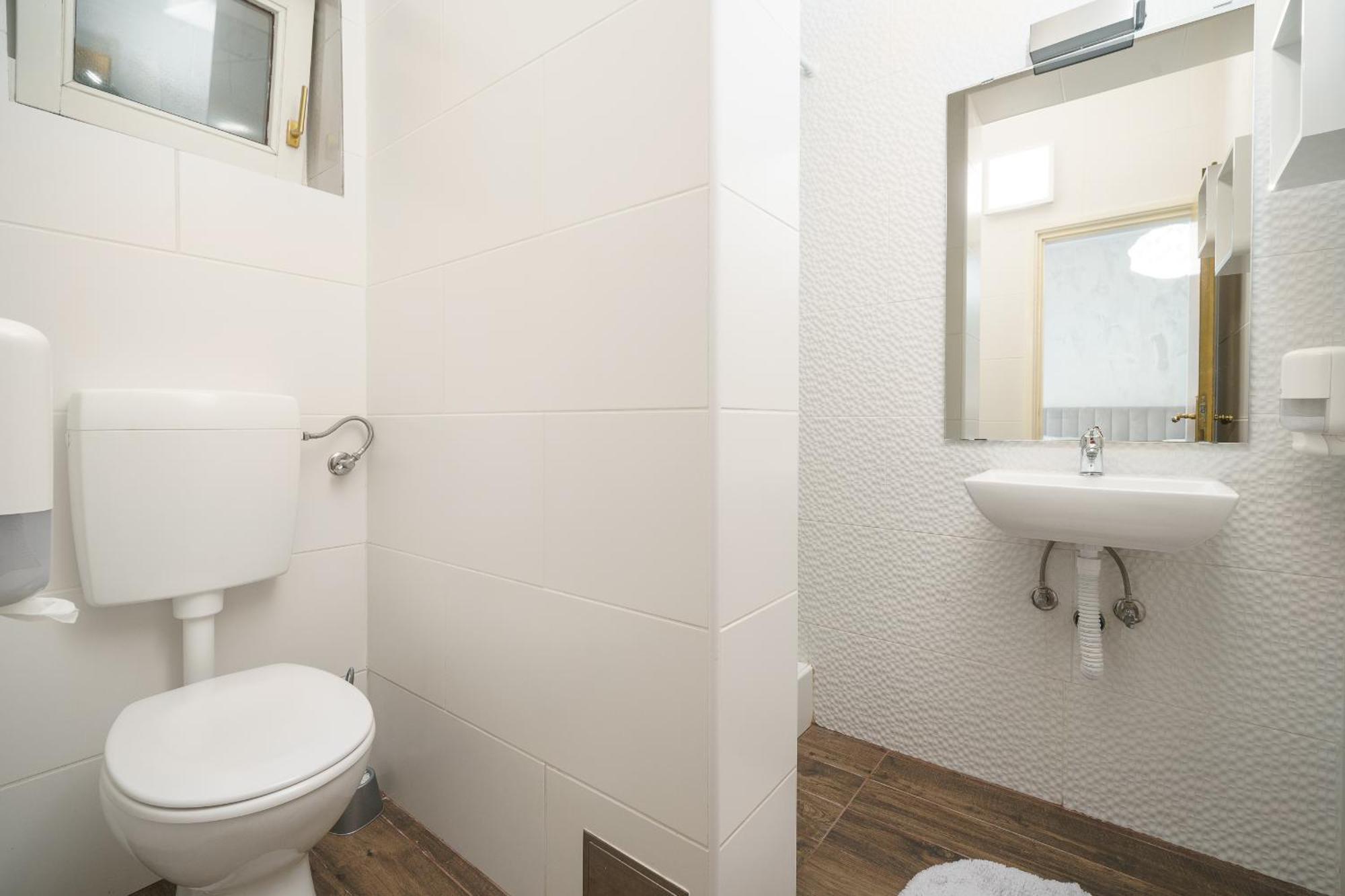 Rooms Orion Vodice Luaran gambar