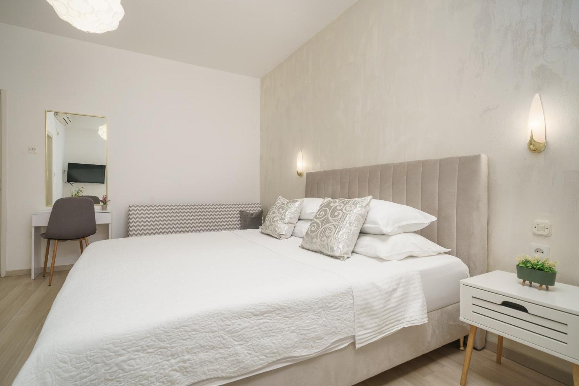 Rooms Orion Vodice Luaran gambar